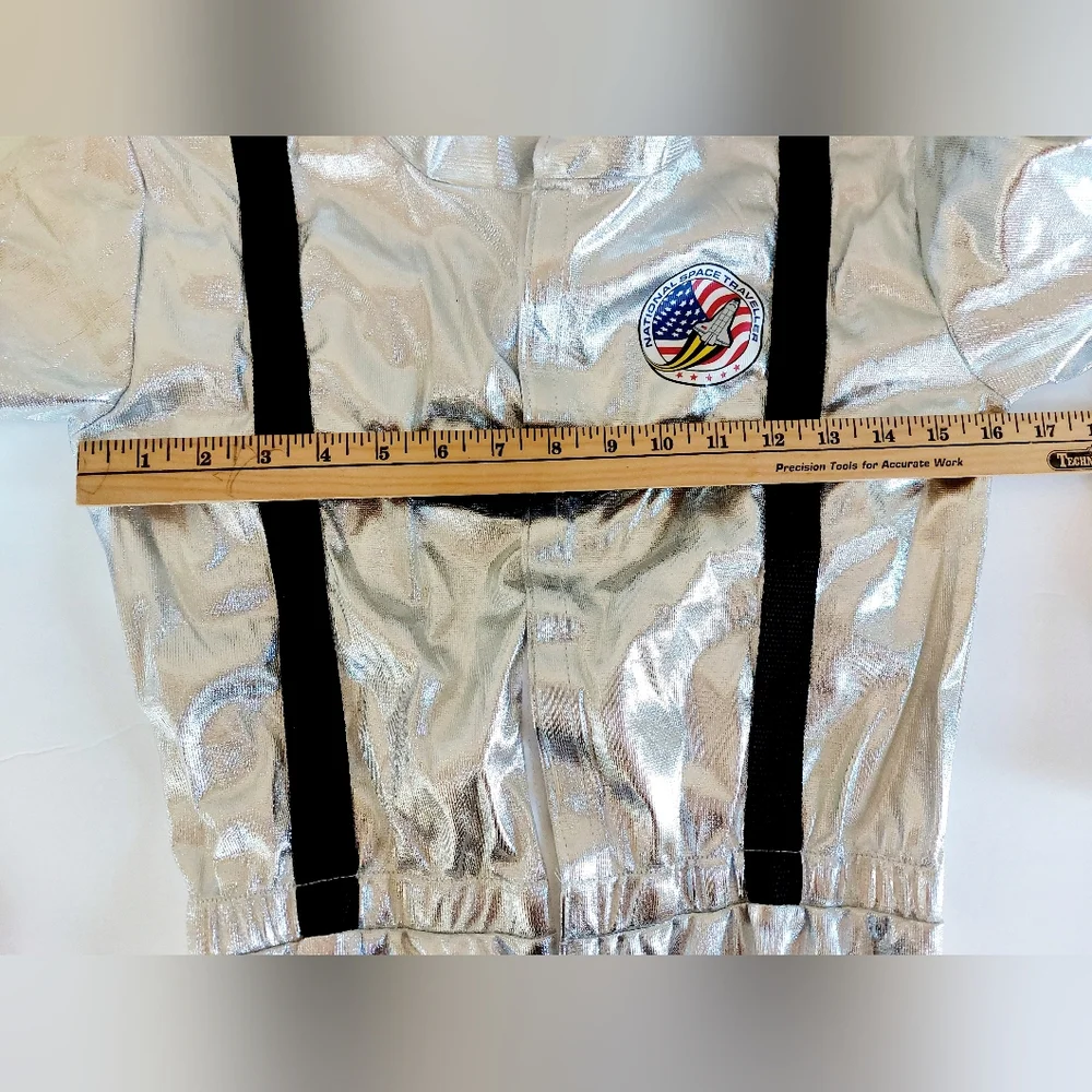 Silver Astronaut Jumpsuit & Helmet‎ size Youth Large Halloween Costume